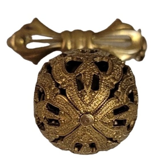 Gold Tone Filigree Pear Shaped Ball Dangle Bow Bar Pin E33 - Picture 3 of 7